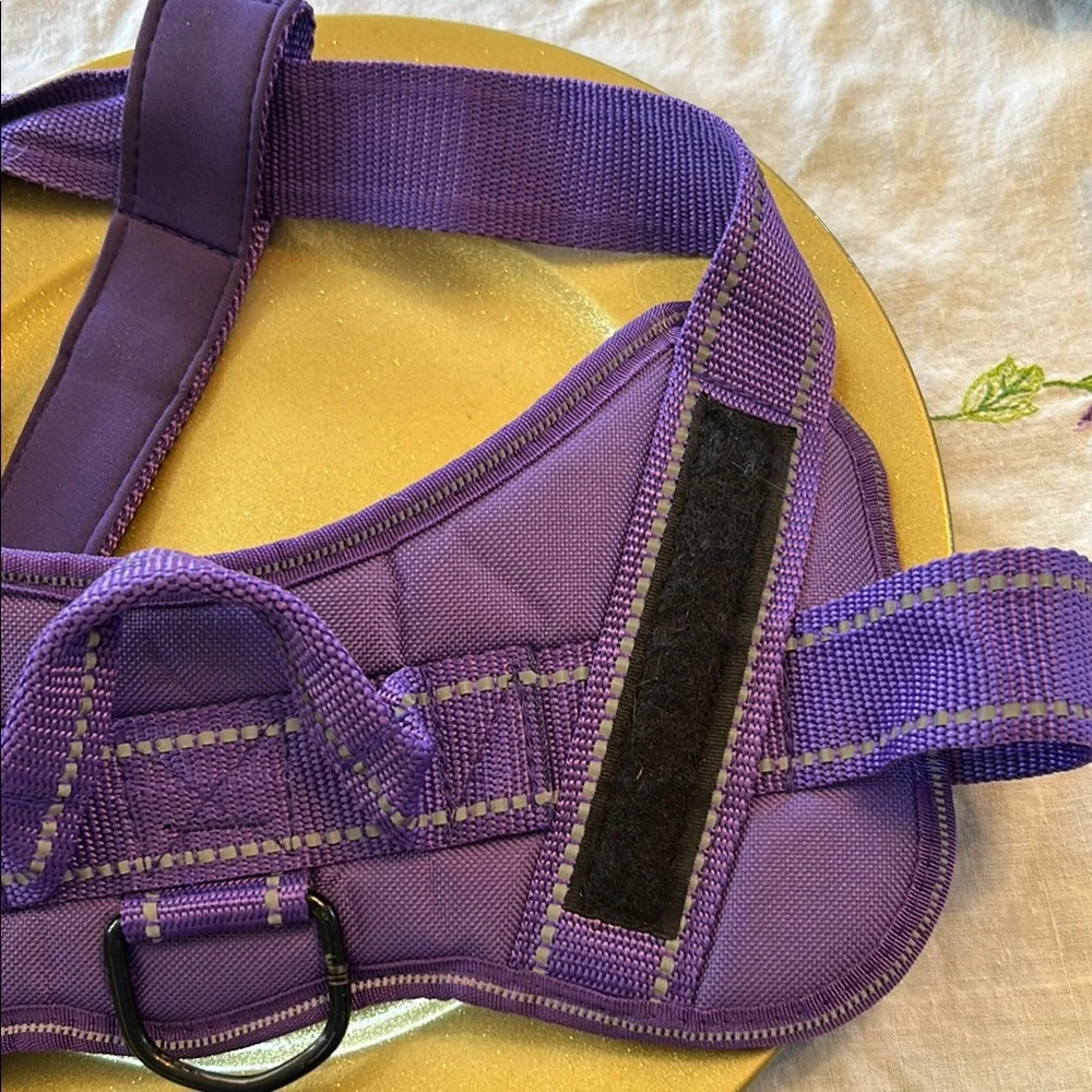 Dog Harness Size Large; NWOT; Purple Color; Perfect Condition!